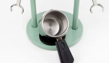 Exploring the Cafelat Robot: Features, Benefits, and User Experience