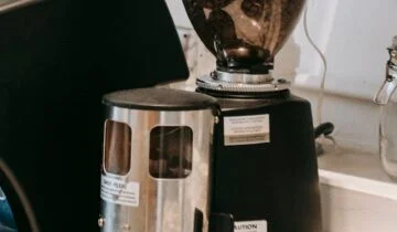 Step-by-Step Guide to Deep Cleaning Eureka Mignon Burrs