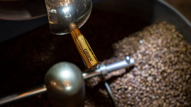 The Impact of Water Hardness on Turkish Coffee Flavor Clarity and Foam Stability