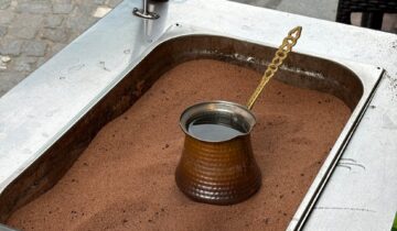 Single-Origin Turkish Coffee: Adapting Technique for Light Roast Profiles