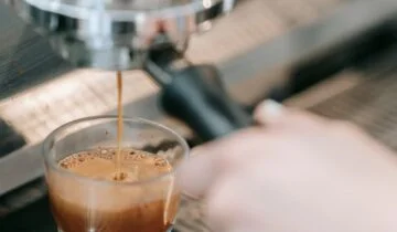How to Master Temperature Surfing on the Gaggia Classic for Consistent Shots