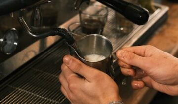 How to Purge the Gaggia Classic Steam Wand to Avoid Watery Milk