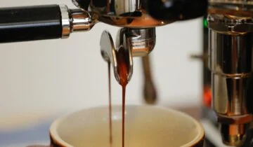 The Difference Between Pressurized and Non-Pressurized Baskets on Gaggia Machines