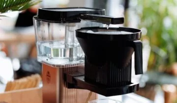 Selecting the right water-to-coffee ratio for a Moccamaster setup