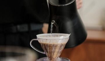 Aeropress vs Espresso Machine: Understanding extraction differences