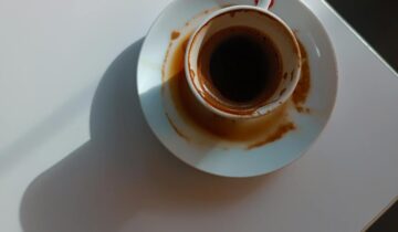 Best Practices for Cleaning Delicate Glass Espresso Cups to Prevent Cloudiness