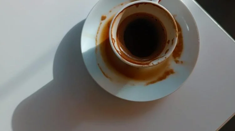 Best Practices for Cleaning Delicate Glass Espresso Cups to Prevent Cloudiness