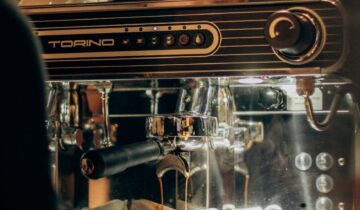 The Impact of Cup Height on Portafilter Clearance and Splatter Control