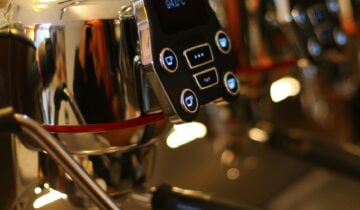 The Impact of Altitude on Fully Automatic Espresso Brewing Parameters