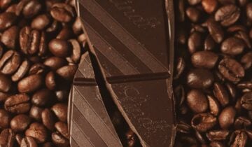 Choosing Between Ristretto and Lungo for Rich Chocolate Pairings