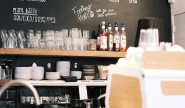 The Difference Between Starbucks-Style Macchiatos and Traditional Espresso Macchiatos