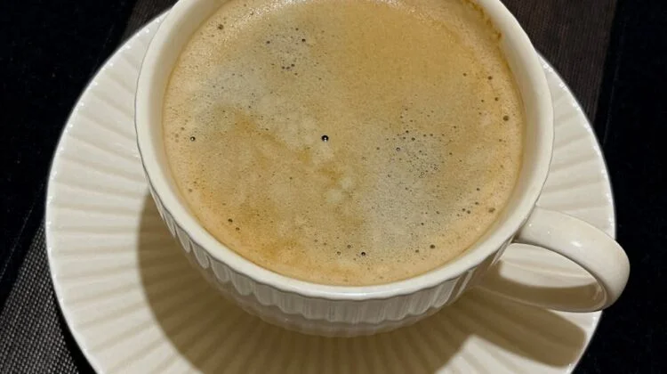 Mastering the dry cappuccino: Ratios and milk foaming techniques