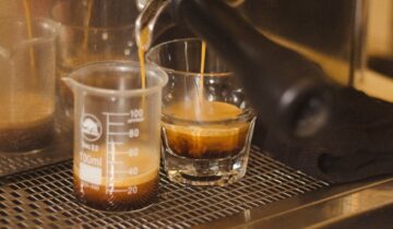 How Coffee Bean Freshness Affects Espresso Flow Rate
