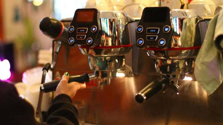 How to Calibrate Your Grind Size for High-End Commercial-Style Espresso Machines