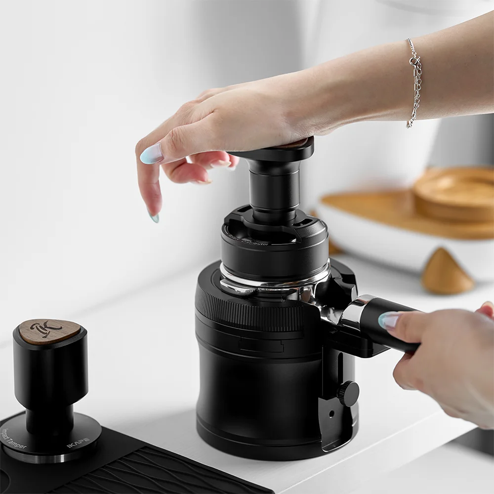 IKAPE UniPress Distributor & Tamper Combo - Image 3