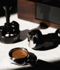 IKAPE UniPress Distributor & Tamper Combo – product photo 6