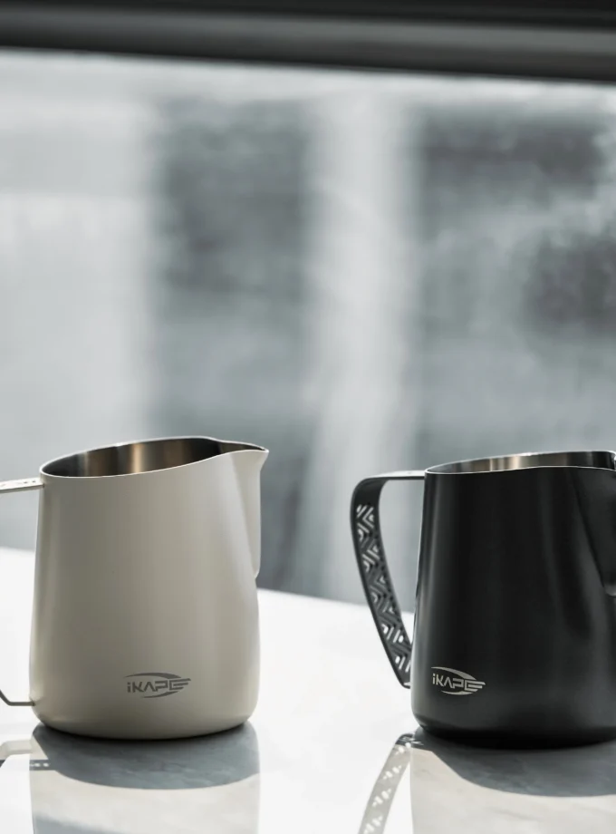 IKAPE Latte Art Pitcher – Hollow-out Handle