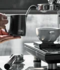 IKAPE Latte Art Pitcher – Hollow-out Handle – product photo 4