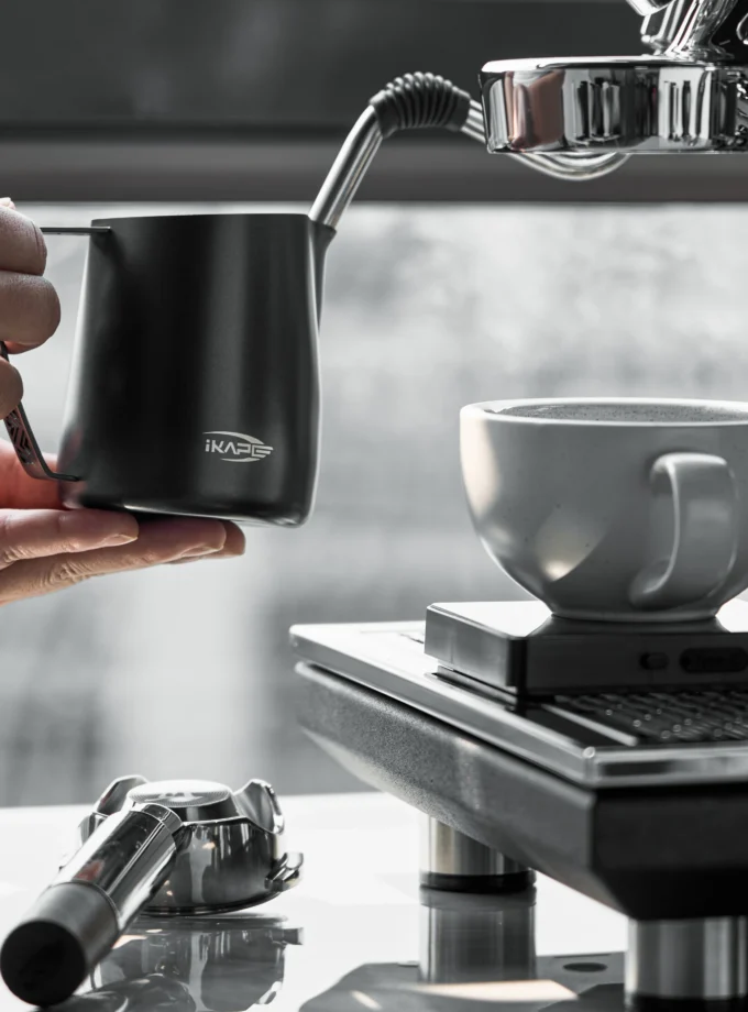 IKAPE Latte Art Pitcher – Hollow-out Handle